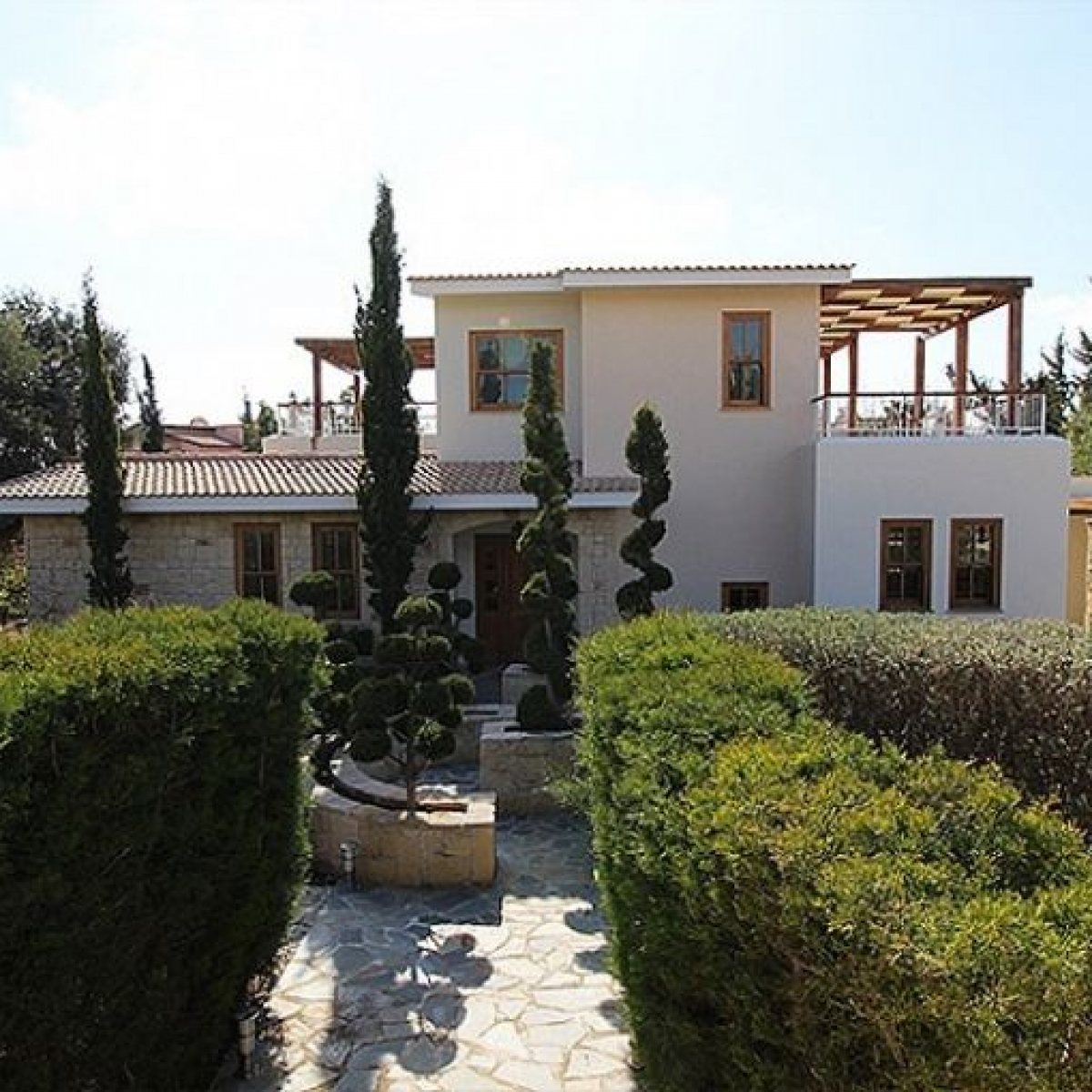 Golf villa on the western plateau in the award-winning Aphrodite Hills Resort