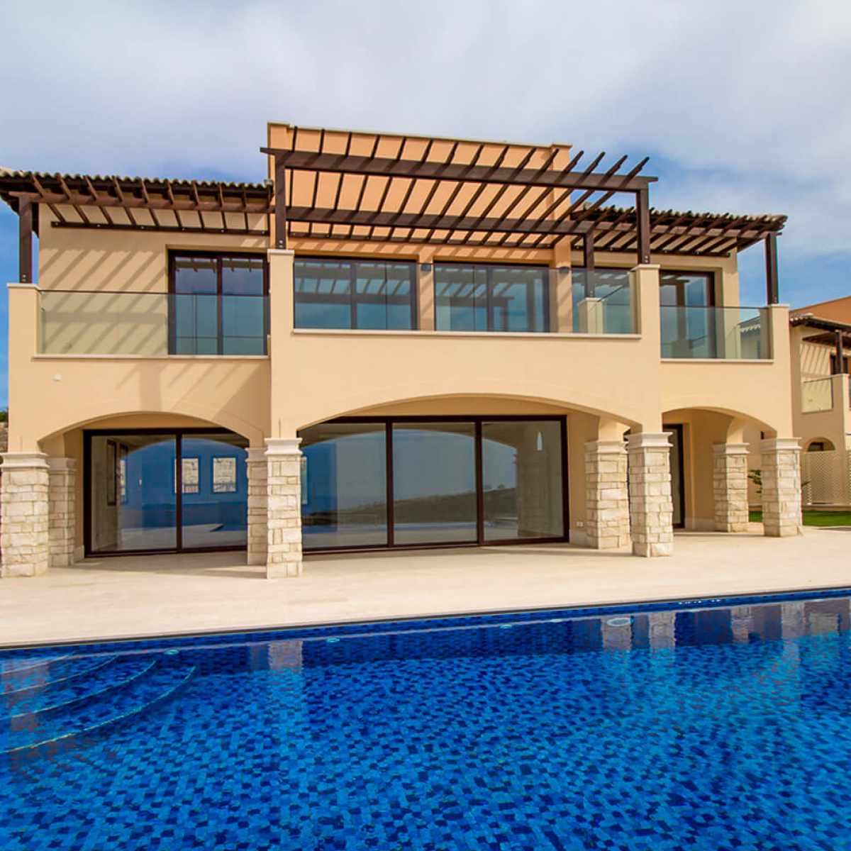 Keyready golf villa,sea views