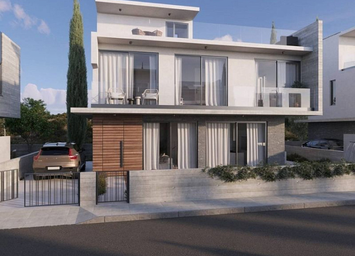 Modern villa 300 m from sandy beach