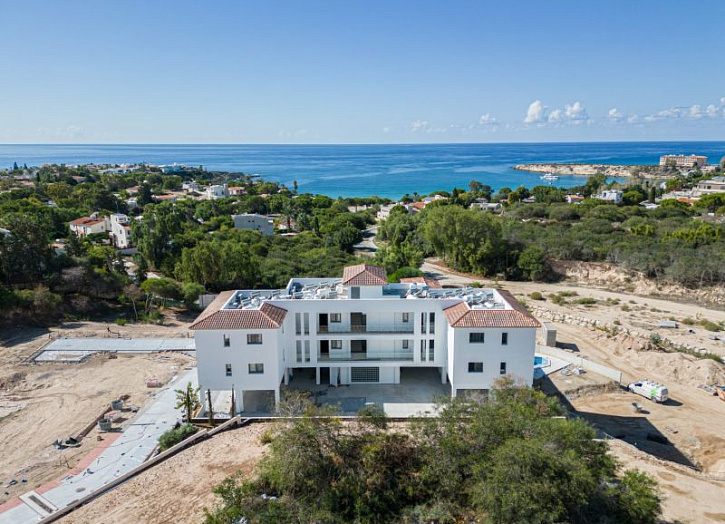 KeyReady Apartment by the beach