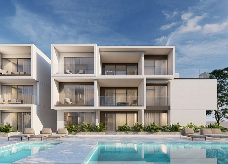 Modern apartment near the sea