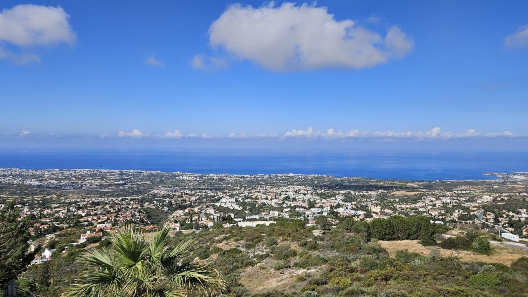 Haus mit Meerblick und Anbau in Paphos