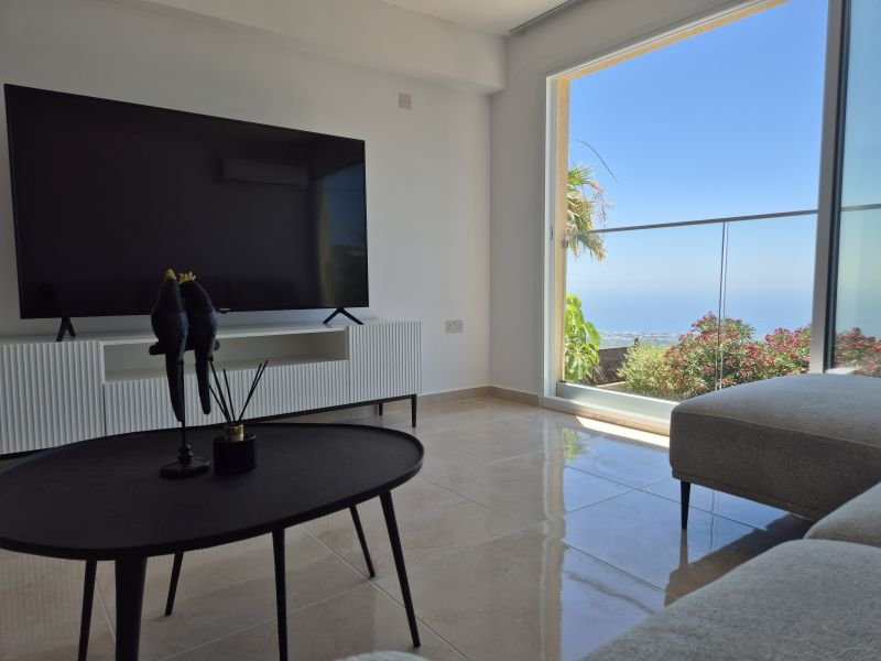 Haus mit Meerblick und Anbau in Paphos