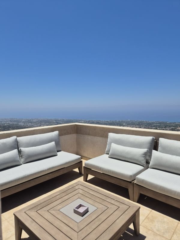 Haus mit Meerblick und Anbau in Paphos