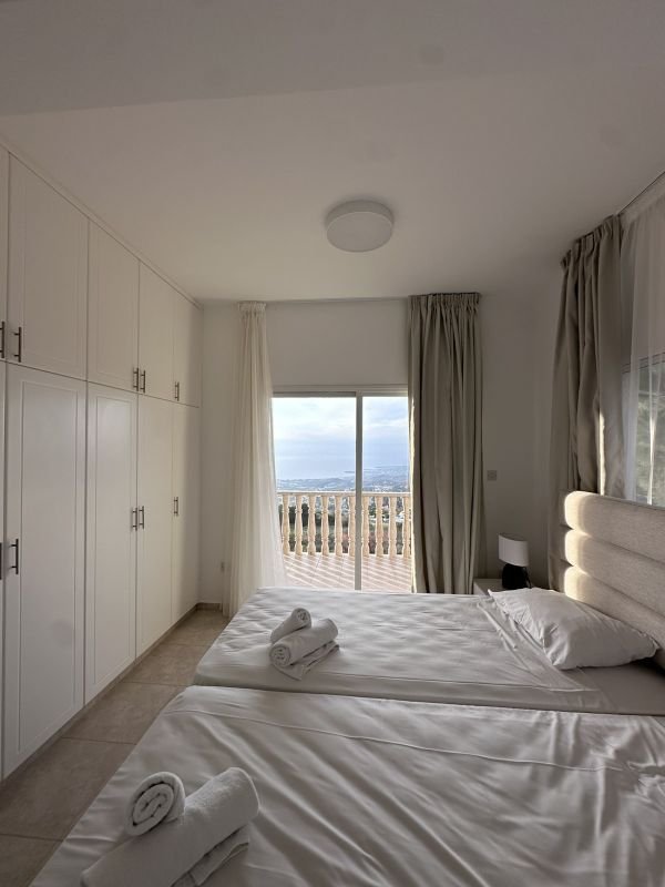 Haus mit Meerblick und Anbau in Paphos