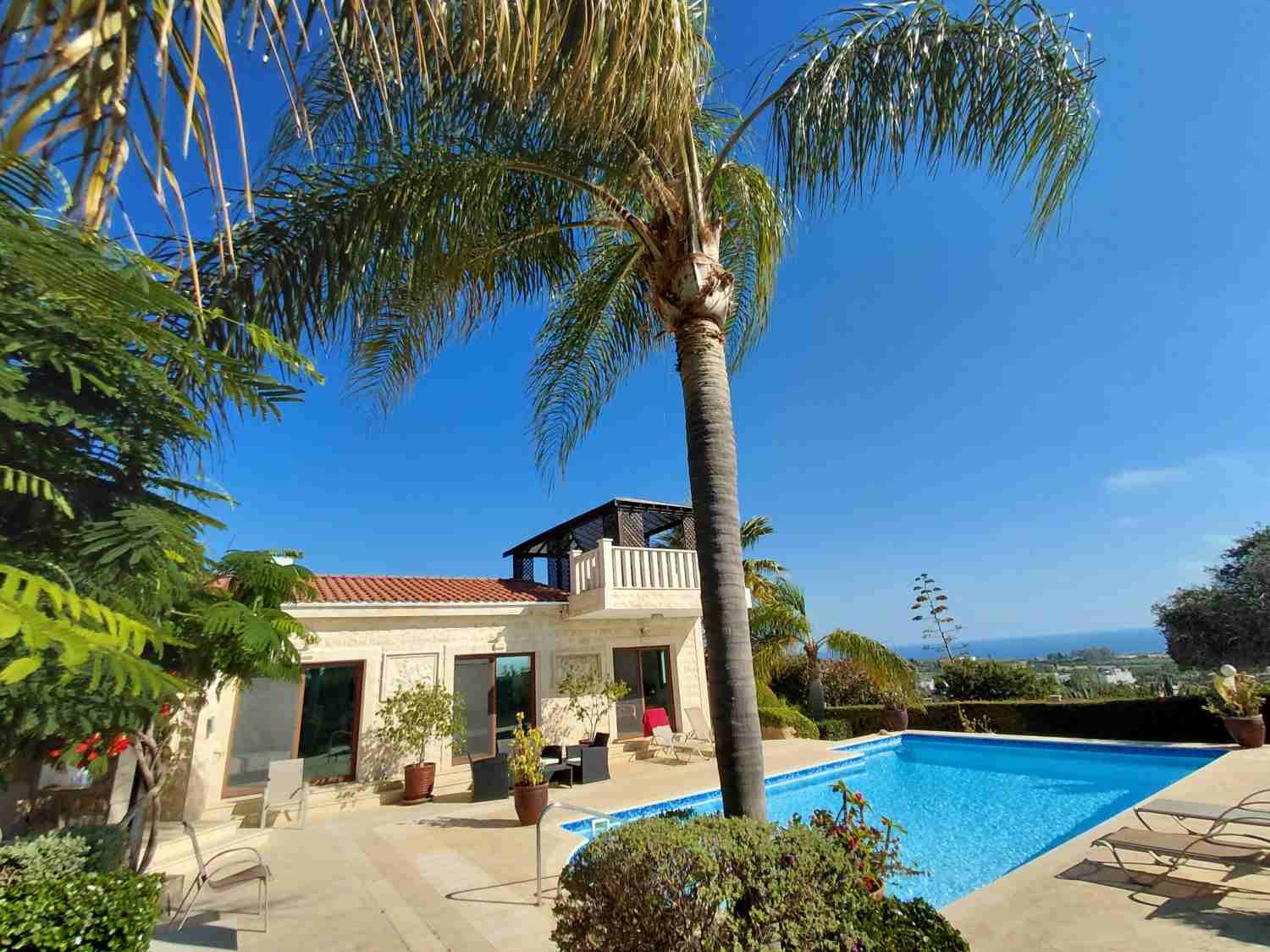 Sea View Bungalow on Large Private Plot