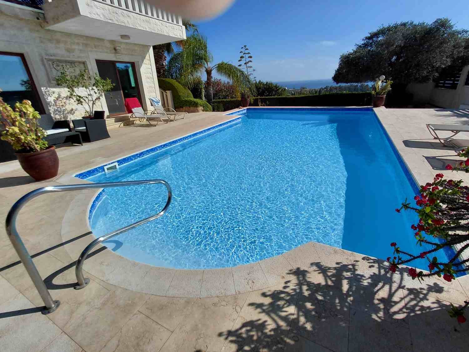 Sea View Bungalow on Large Private Plot