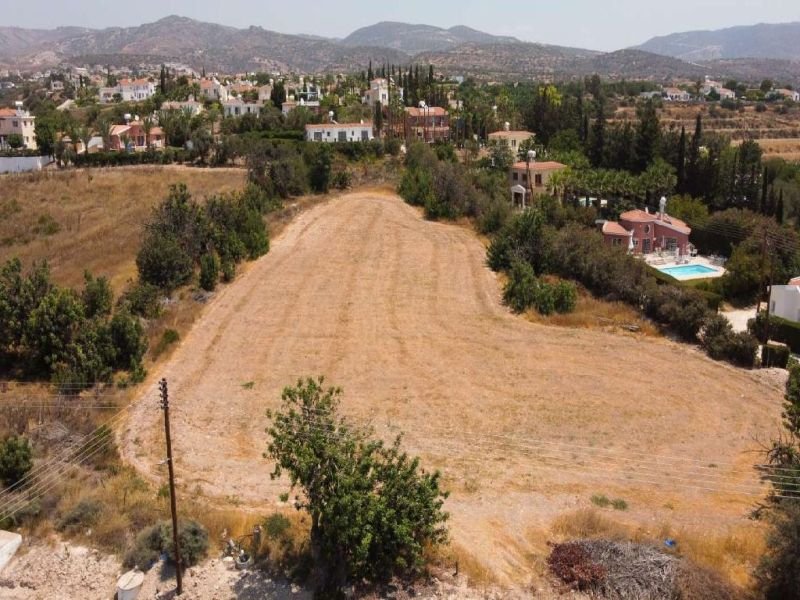 Plot for property developers in Paphos