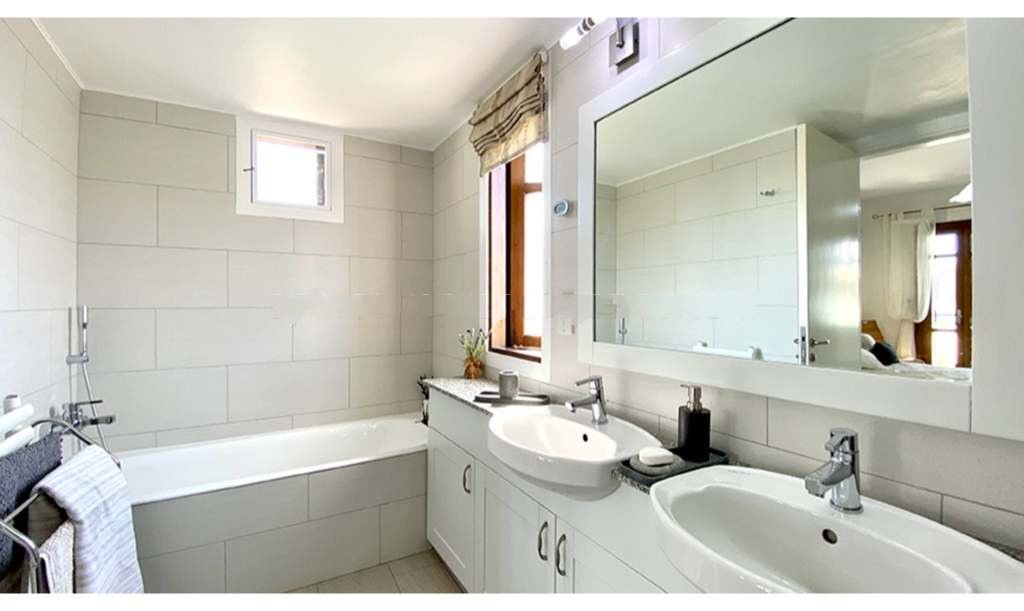 Golf Villa walking distance to resort facilities in Aphrodite Hills