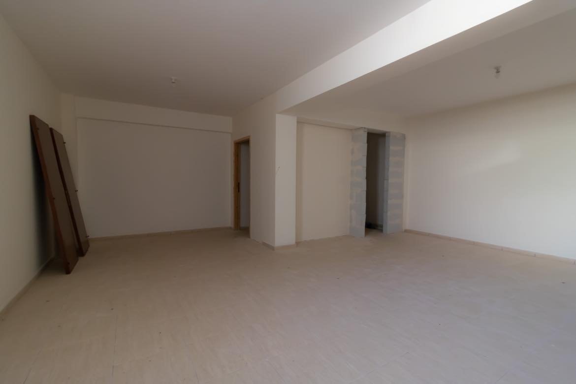 Renovated Townhouse 300 m from beach