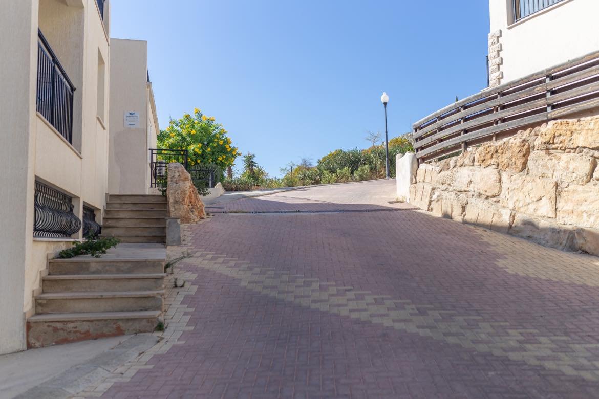 Seaview Penthouse with private sw pool