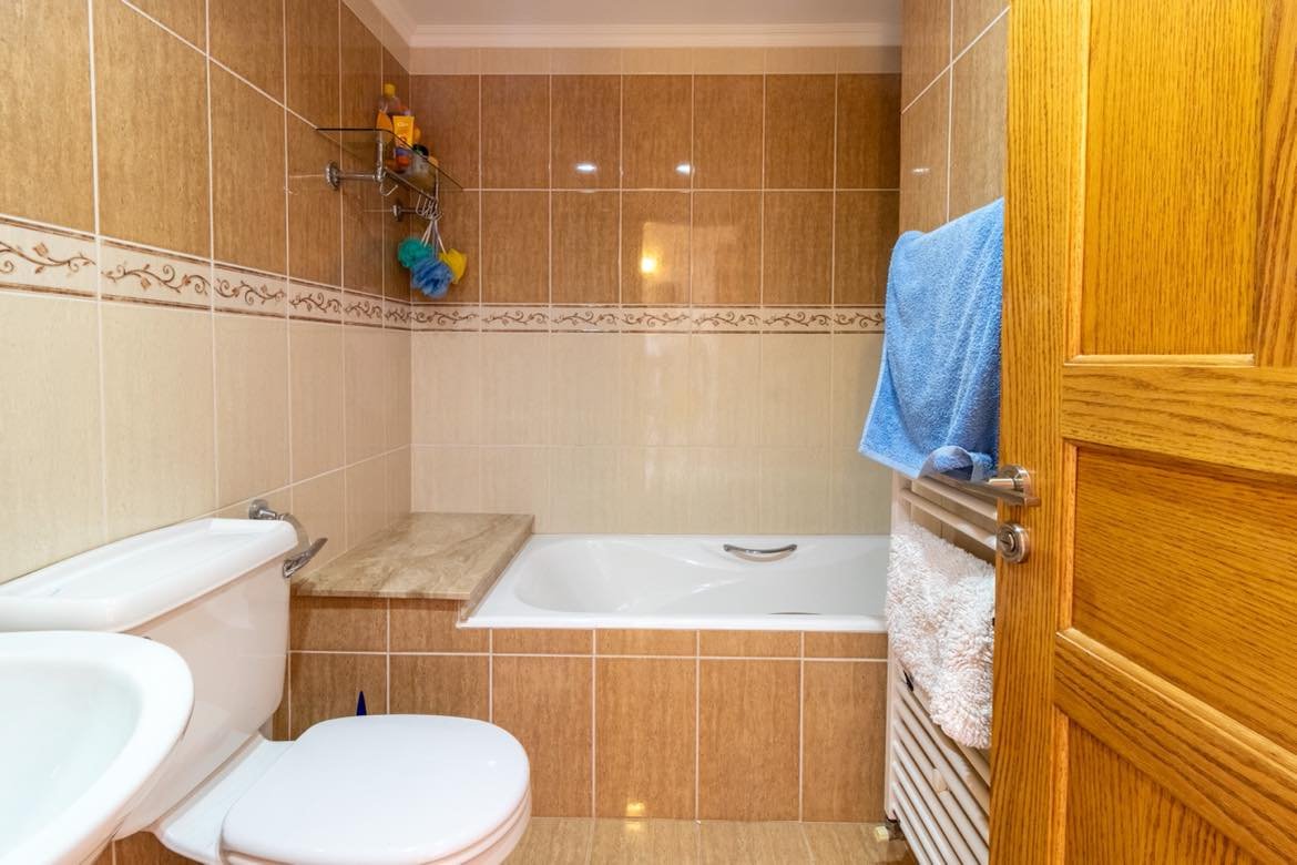 Seaview Penthouse with private sw pool