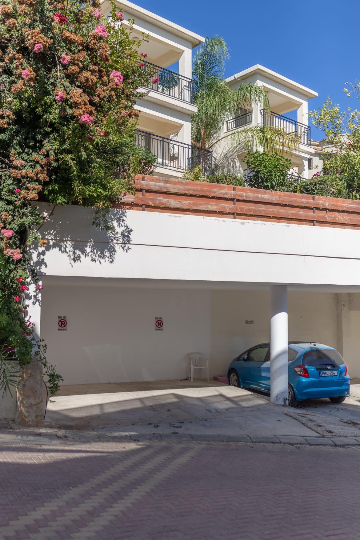 Seaview Penthouse with private sw pool