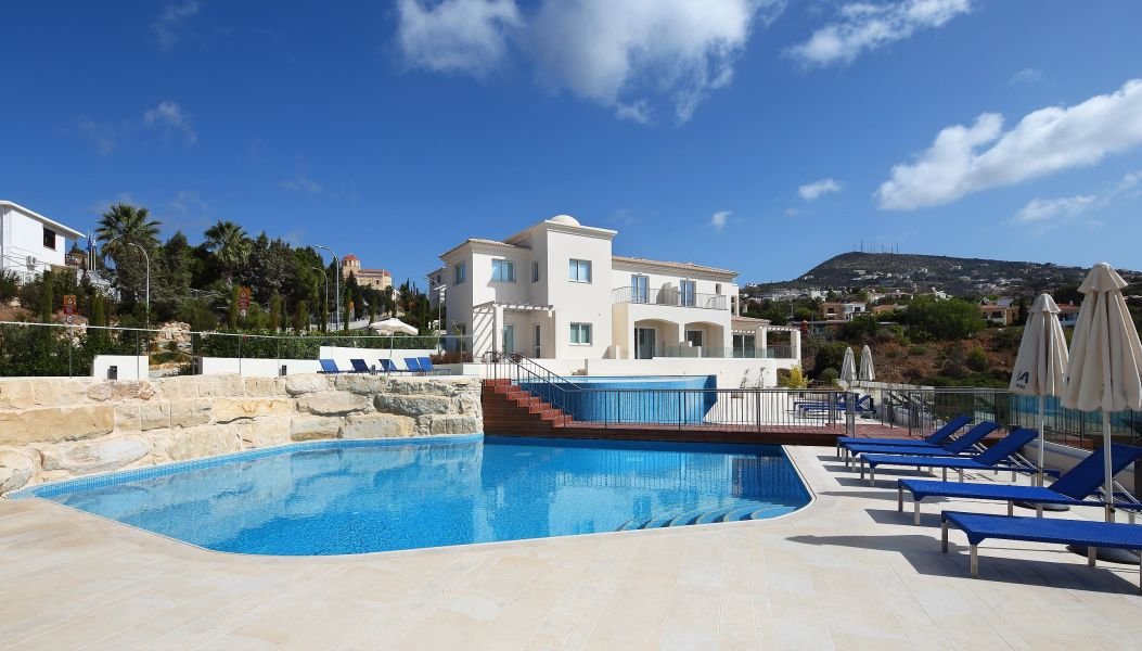 Townhouse in key ready complex in Paphos