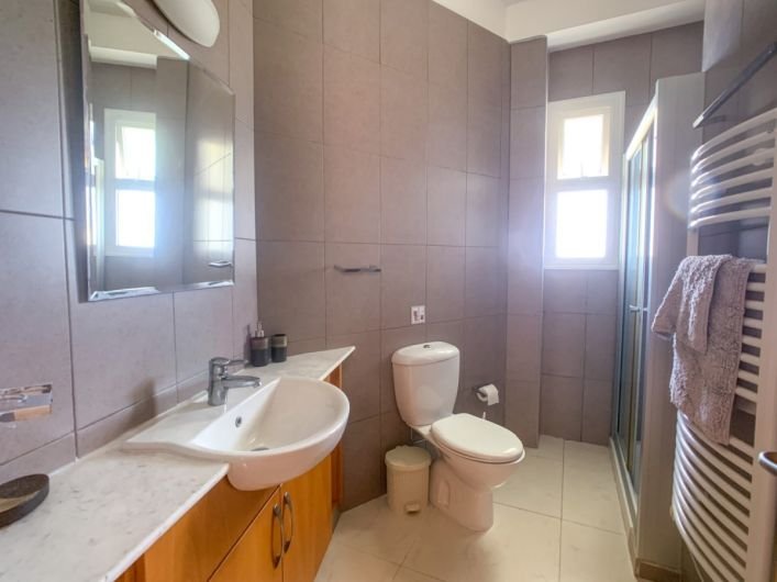 Sea view villa on large plot in Paphos