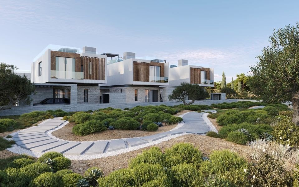 Modern luxury new villa close to city