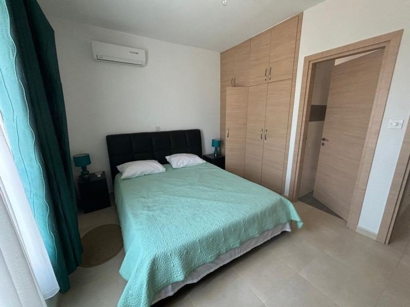 Langzeitmiete. Apartment in einer geschlossenen Wohnanlage