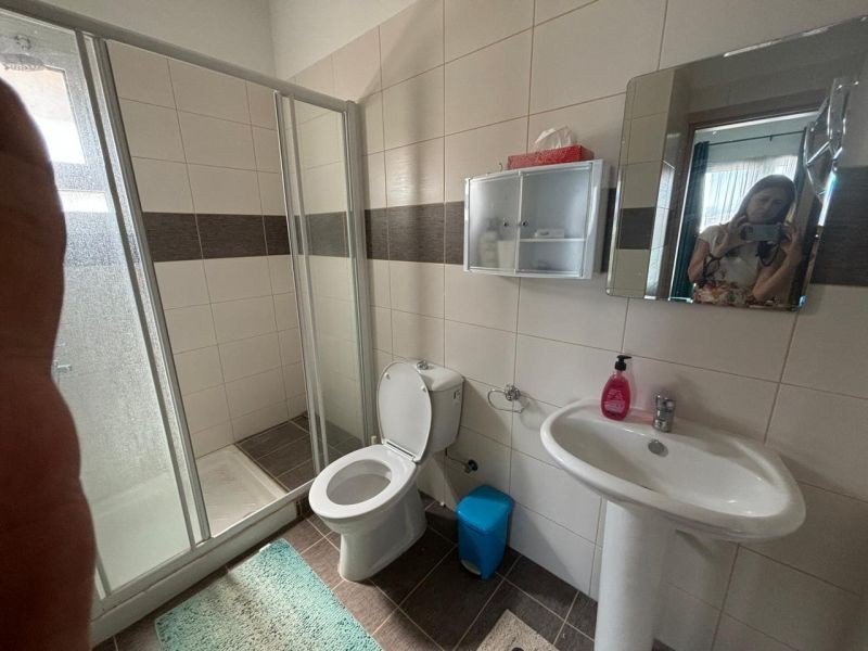 Langzeitmiete. Apartment in einer geschlossenen Wohnanlage