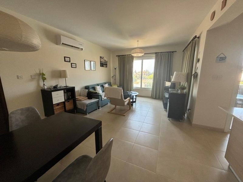 Langzeitmiete. Apartment in einer geschlossenen Wohnanlage