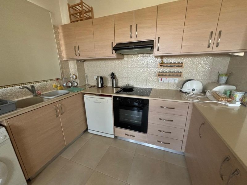 Langzeitmiete. Apartment in einer geschlossenen Wohnanlage