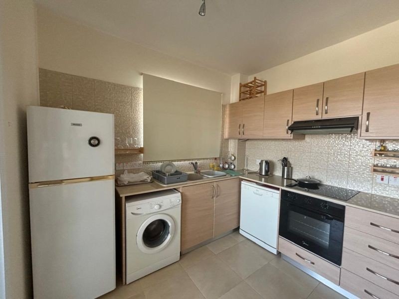 Langzeitmiete. Apartment in einer geschlossenen Wohnanlage
