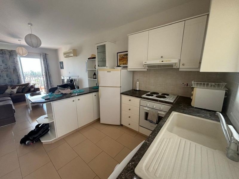 Flat walking distance to all amenities