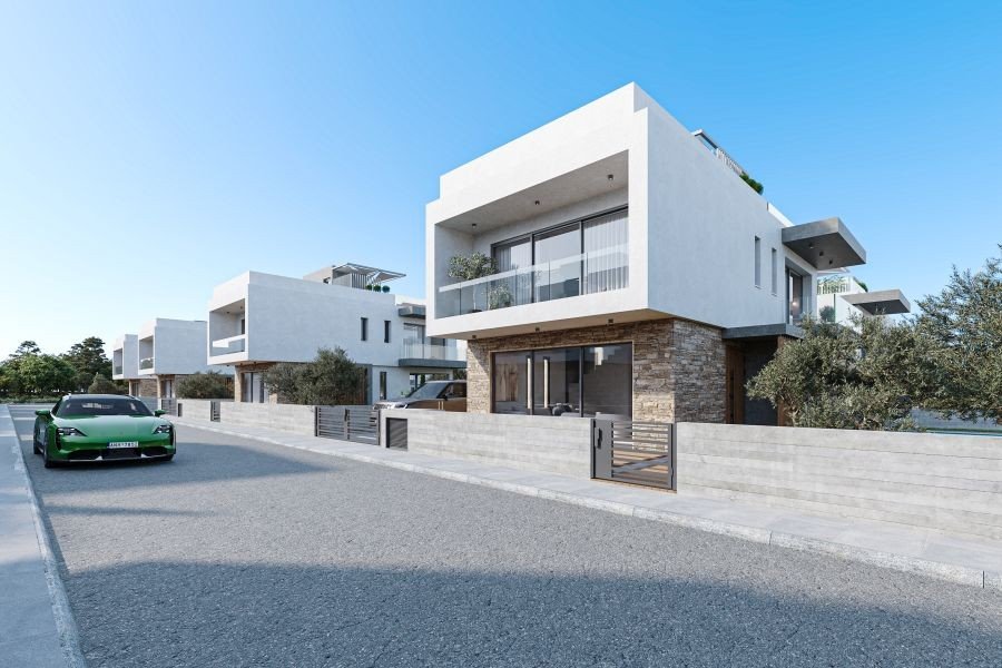 Villa 400m from beach