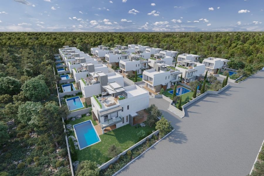 Villa 400m from beach