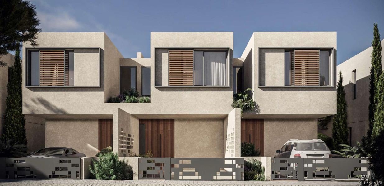 Townhouse in gated complex