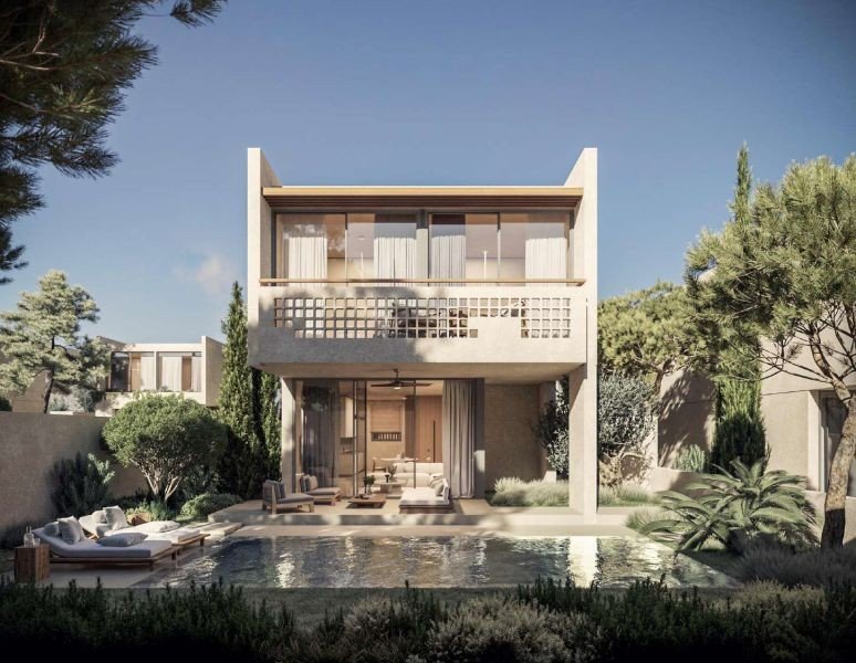 Villa in gated complex