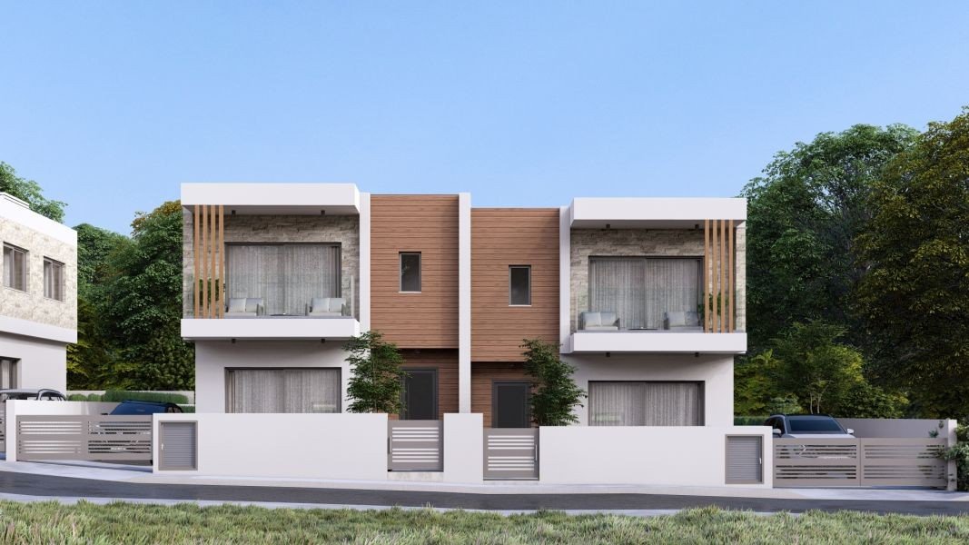 House with private swimming pool