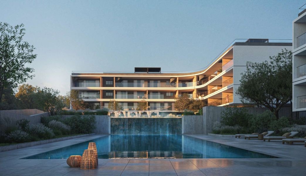 Apartment in luxury complex near sea