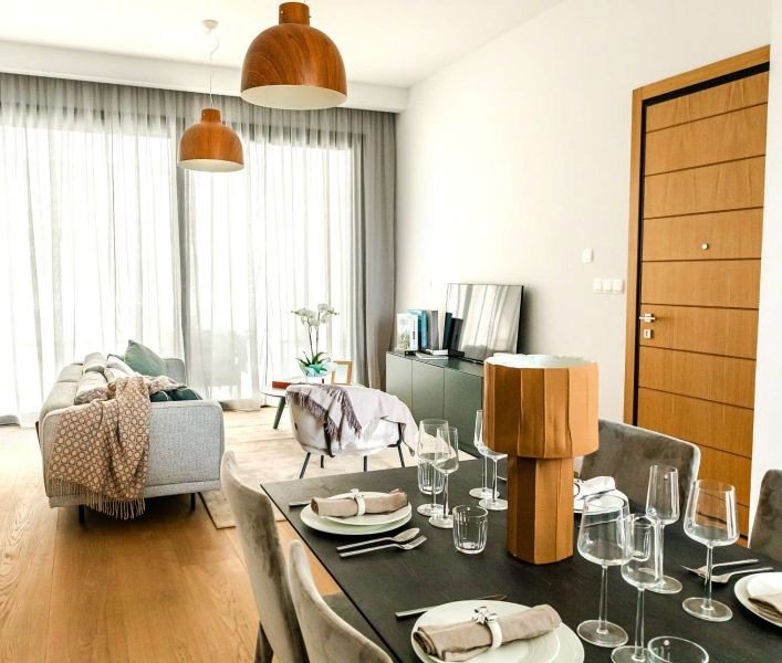Apartment in luxury complex near sea