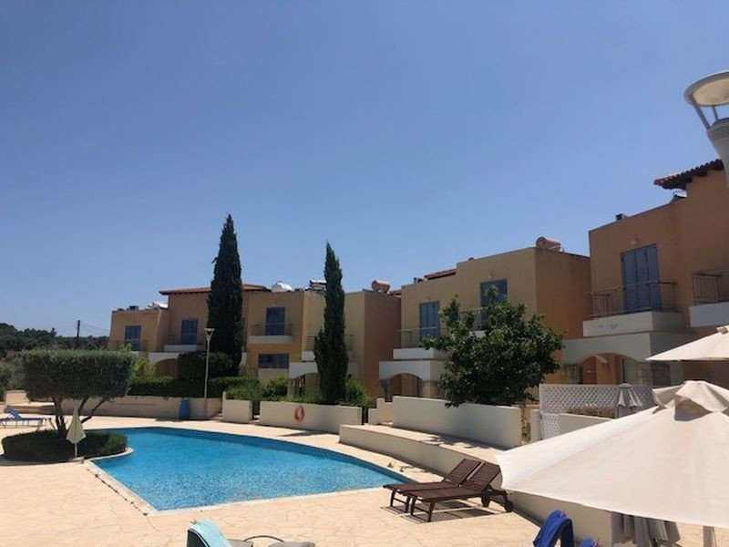 Townhouse in key ready complex in Polis