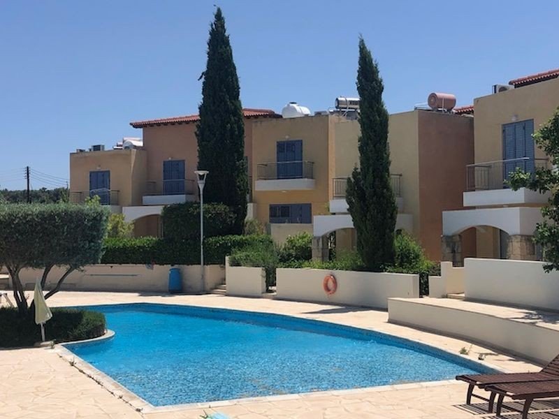 Townhouse in key ready complex in Polis