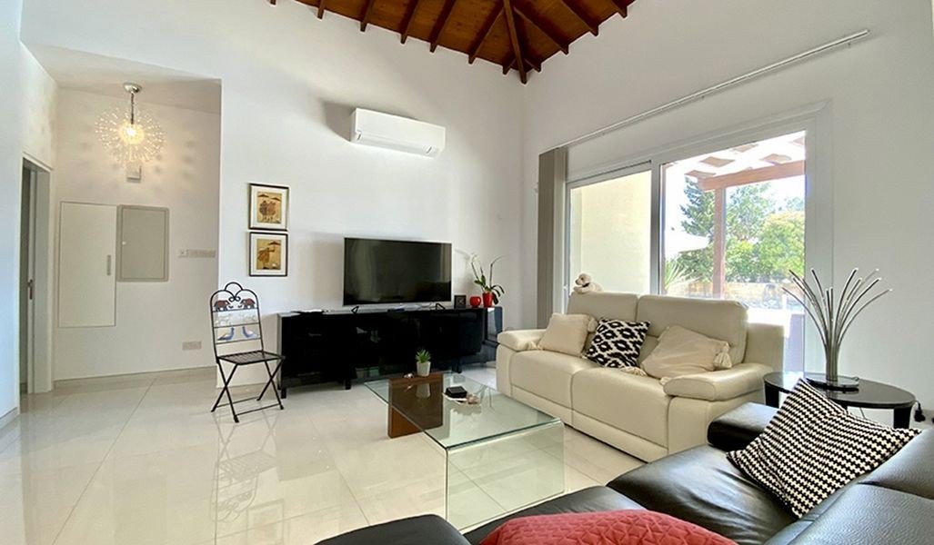 Rebuilt frontline Golf villa in Paphos