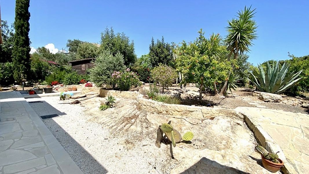 Rebuilt frontline Golf villa in Paphos