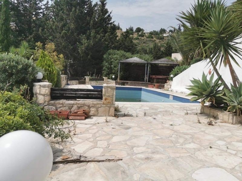 Renovation project with sea views in Paphos