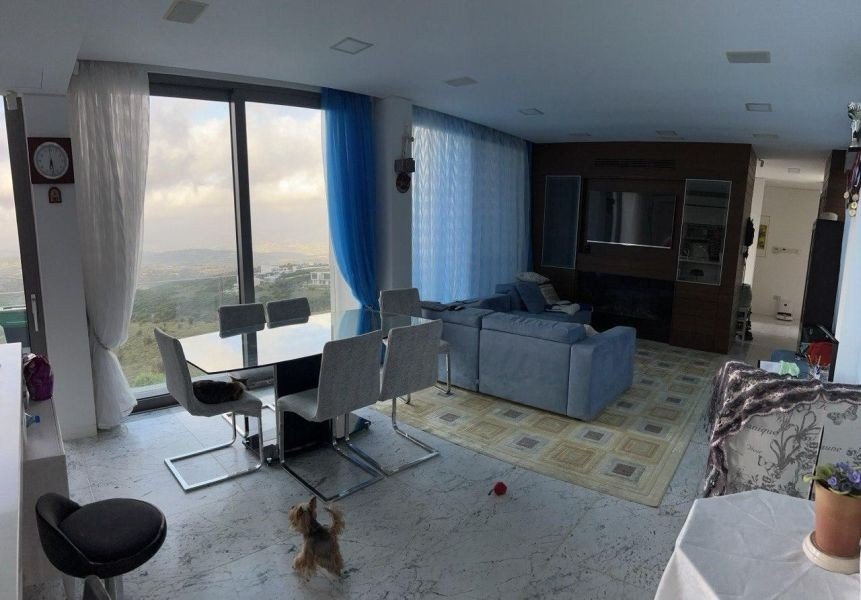 Golf villa with sea views in Paphos