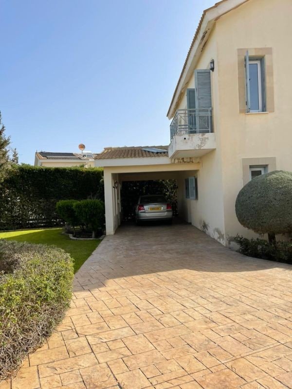 Strandvilla beim 5*-Hotel Anassa in Polis