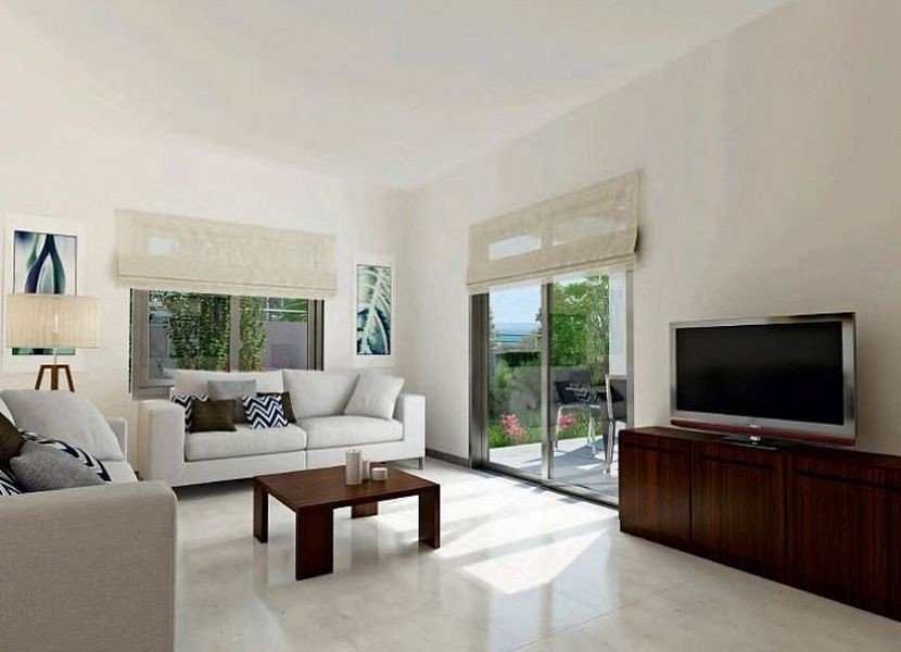 Hilltop villa with sea views in Paphos