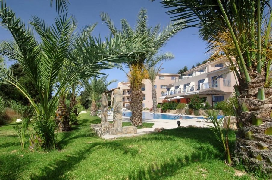 Top floor flat in Paradise gardens resort in Paphos
