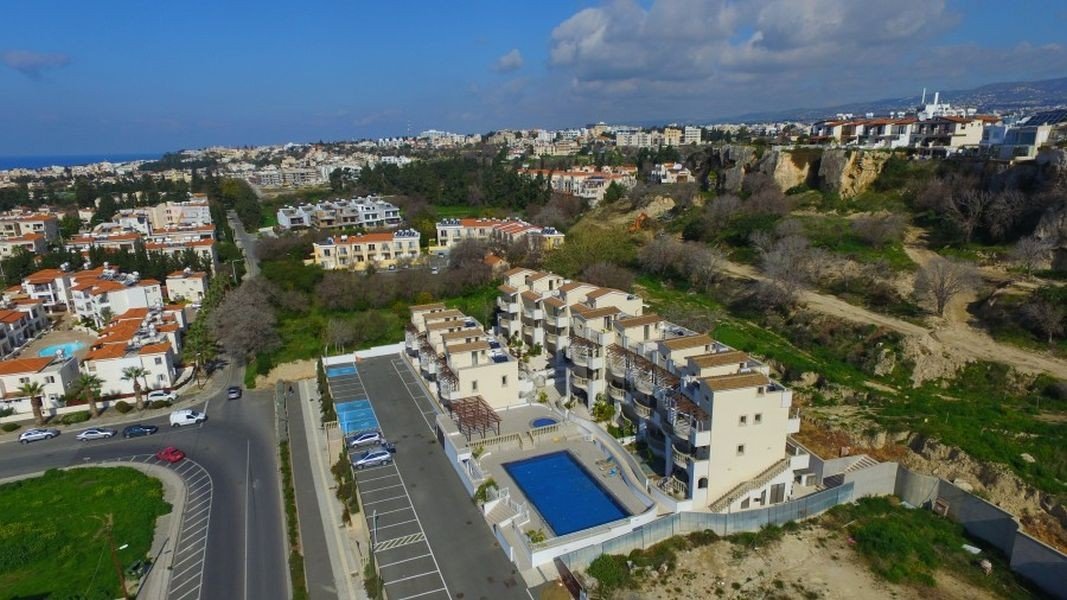 Apartment in gated development in Paphos