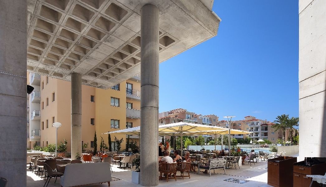 Townhouse in Elysia Park Resort in Paphos