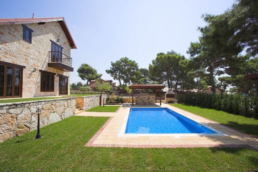 Villa auf dem Land in Limassol
