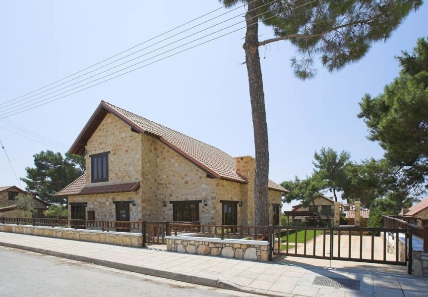 Villa auf dem Land in Limassol