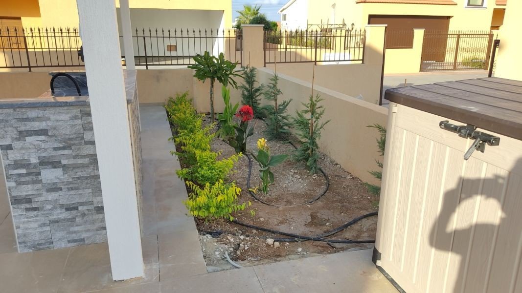 Bezugsfertige Villa 150 m vom Meer in Paphos