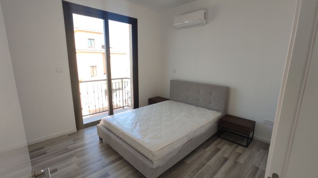 Bezugsfertige Villa 150 m vom Meer in Paphos