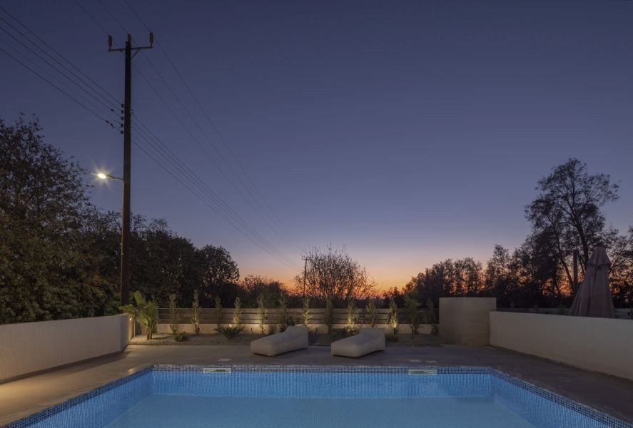 Ready villa 700m from sea in Paphos