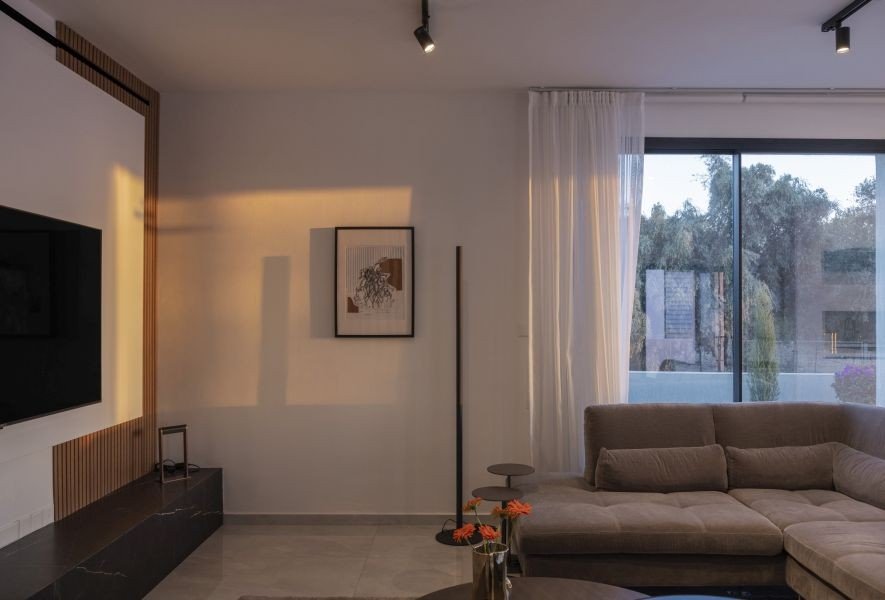 Ready villa 700m from sea in Paphos